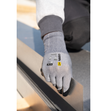 oopp, svetoopp, pracovné rukavice, neporézne, ochrana rúk, protiporézne, Coverguard, Bojnice, Prievidza