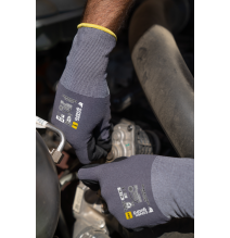 oopp, svetoopp, suché prostredie, manipulácia, úchop, pracovné rukavice, ochrana rúk, odolné, Coverguard, Bojnice, Prievidza