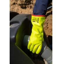 oopp, svetoopp, chlad,  pracovné rukavice, ochrana rúk, odolné, vodeodolné, Coverguard, Bojnice, Prievidza