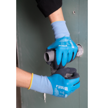 oopp, svetoopp, vlhké prostredie, úchop, pracovné rukavice, ochrana rúk, odolné, Coverguard, Bojnice, Prievidza